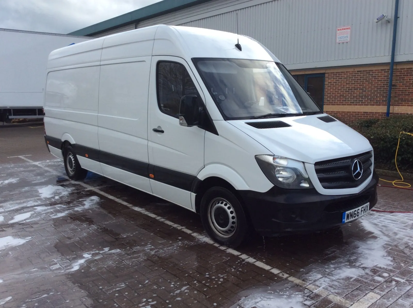 Van Cleaning Swindon